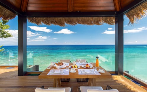 Private In-Villa Dining